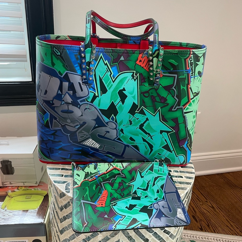 Christian Louboutin Cabata Calf Paris Metro Graf Tote Bag and Wristlet brand new